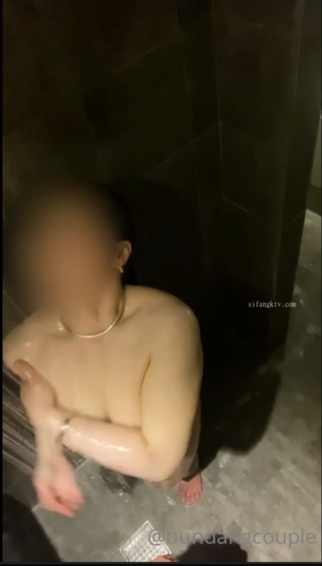 清纯漂亮学生美乳嫩穴无套啪啪啪撸点很高